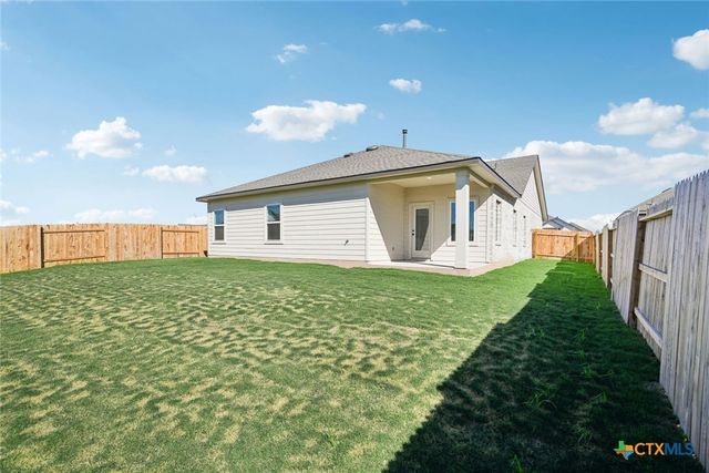 3732 Canby Oak Bluff, Seguin, TX 78155