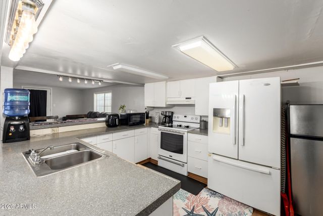 157 N 113TH Way, Apache Junction, AZ 85120