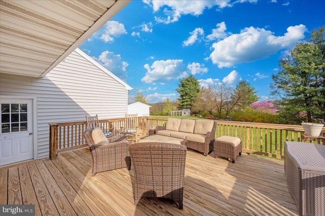 1345 WAKEFIELD VALLEY RD, New Windsor, MD 21776