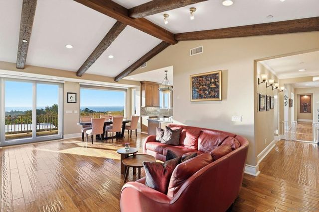 1690 Gascony Rd, Encinitas, CA 92024