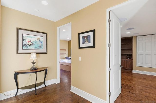 1690 Gascony Rd, Encinitas, CA 92024