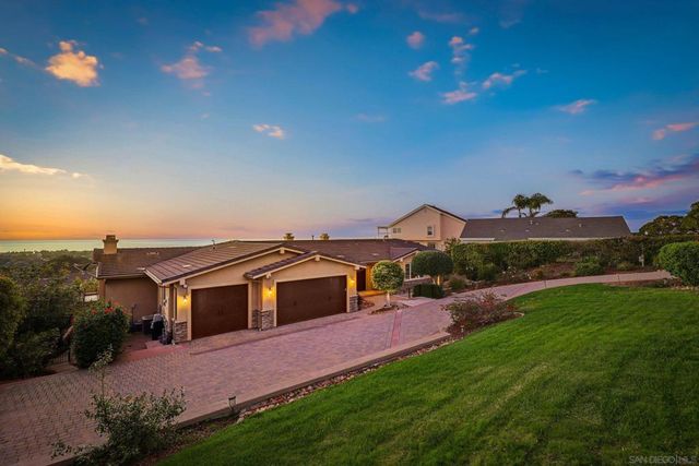 1690 Gascony Rd, Encinitas, CA 92024