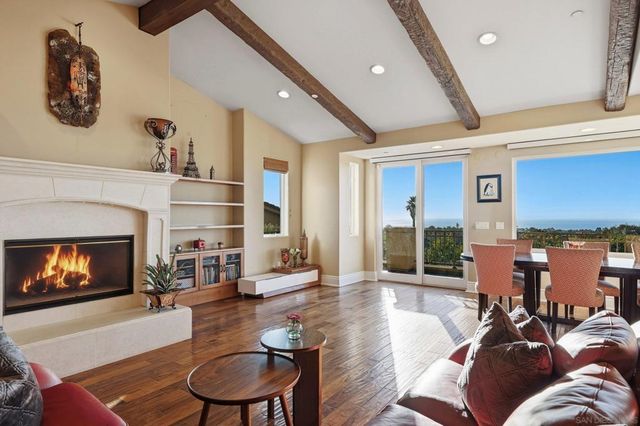 1690 Gascony Rd, Encinitas, CA 92024