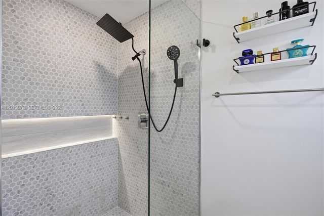 9011 NW 15th Pl, Plantation, FL 33322