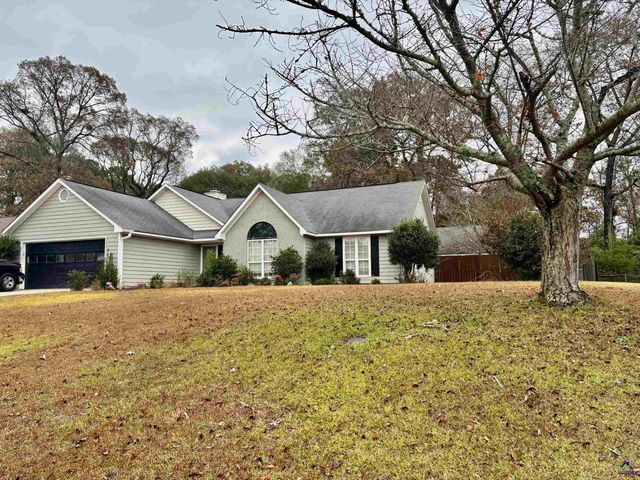 205 Bowen Drive, Warner Robins, GA 31088