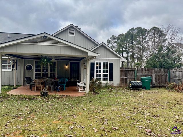 205 Bowen Drive, Warner Robins, GA 31088