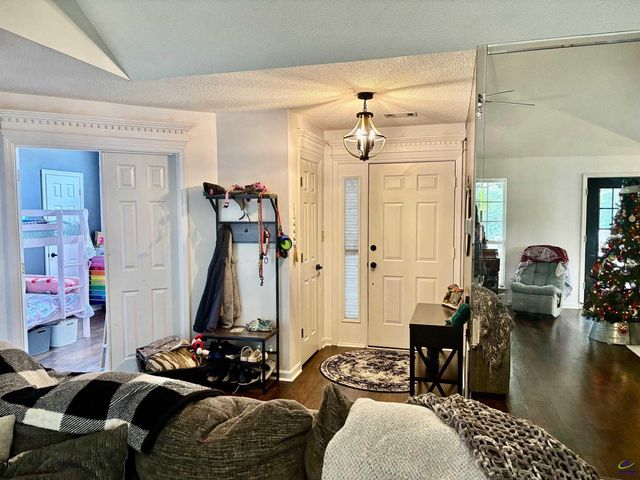 205 Bowen Drive, Warner Robins, GA 31088