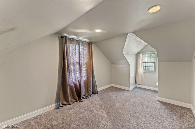 51 Renwick Drive, Poland, OH 44514