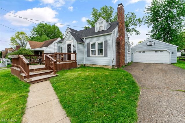 51 Renwick Drive, Poland, OH 44514