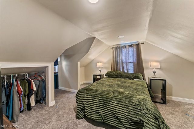 51 Renwick Drive, Poland, OH 44514