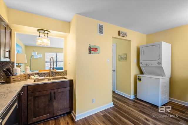 113 W 6th Avenue 12, Gulf Shores, AL 36542