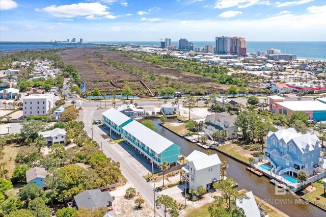 113 W 6th Avenue 12, Gulf Shores, AL 36542