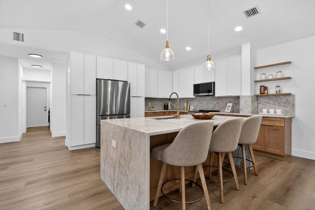 8899 NW 47th Drive, Coral Springs, FL 33067