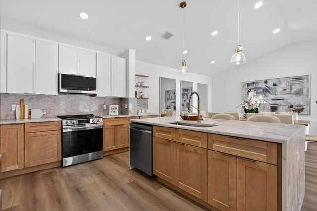 8899 NW 47th Drive, Coral Springs, FL 33067