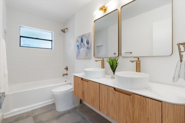 8899 NW 47th Drive, Coral Springs, FL 33067