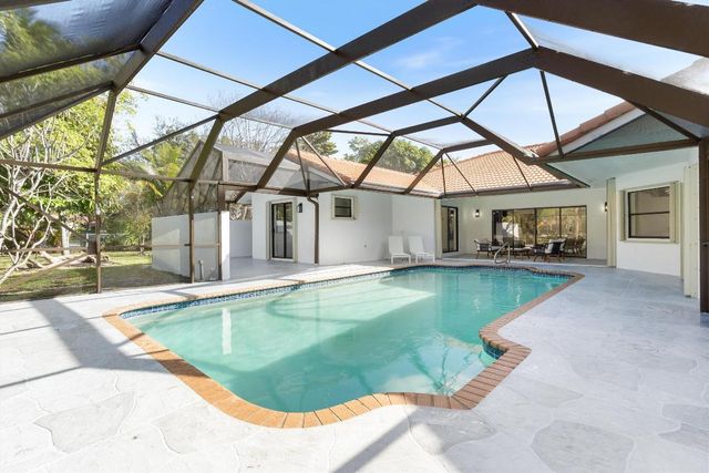 8899 NW 47th Drive, Coral Springs, FL 33067