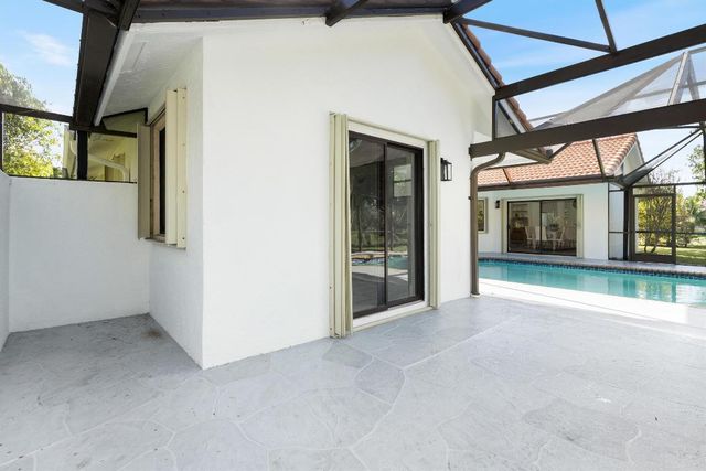 8899 NW 47th Drive, Coral Springs, FL 33067