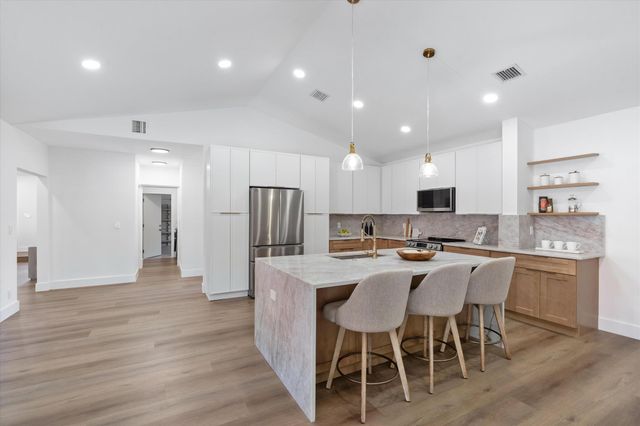 8899 NW 47th Drive, Coral Springs, FL 33067