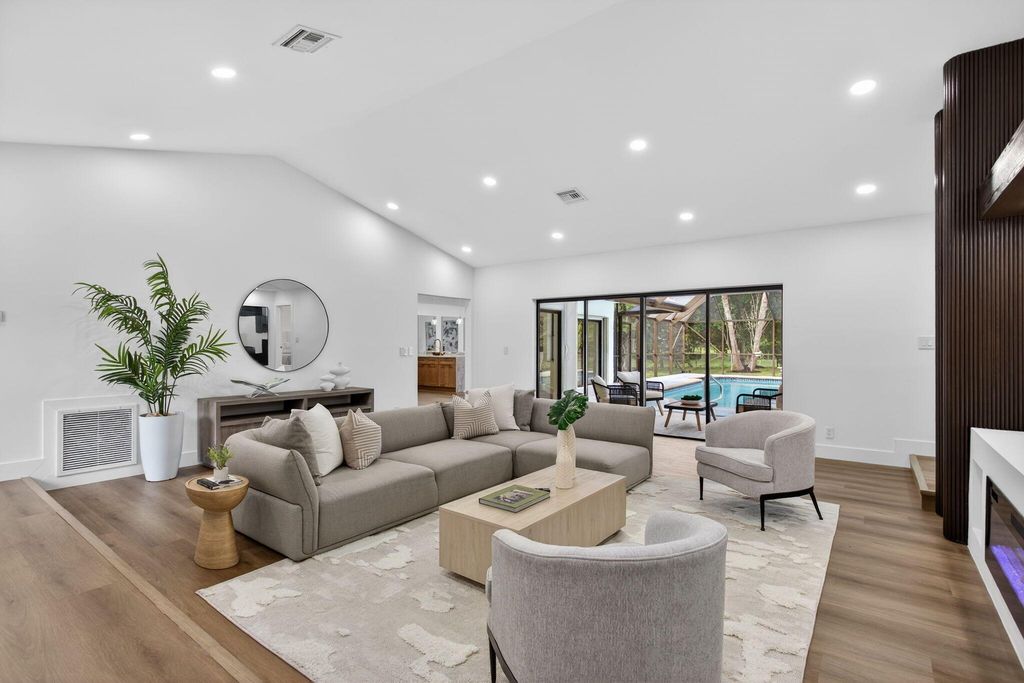 8899 NW 47th Drive, Coral Springs, FL 33067