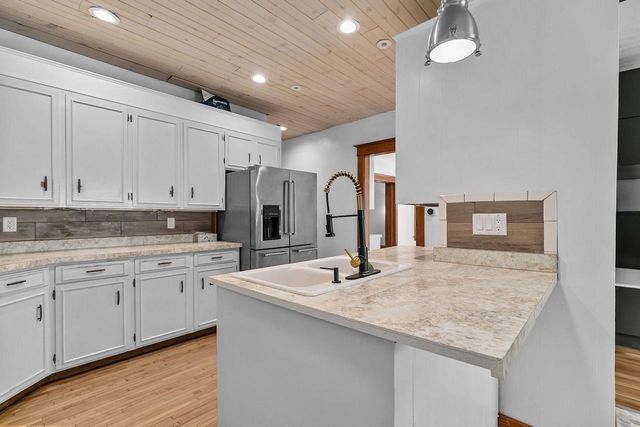 215 N Bridge Street, Markesan, WI 53946