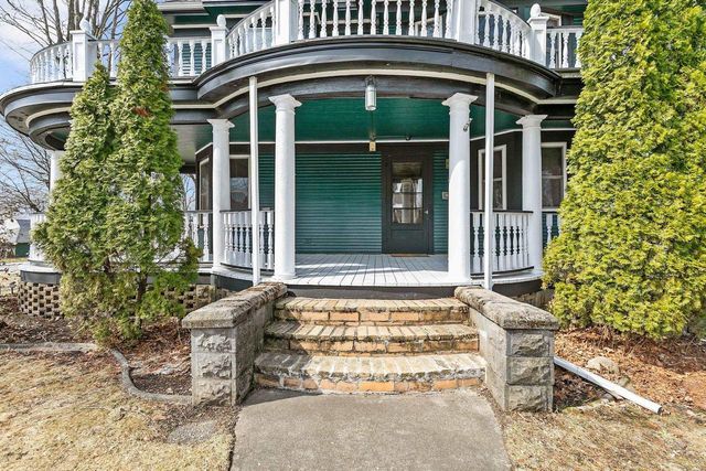 215 N Bridge Street, Markesan, WI 53946