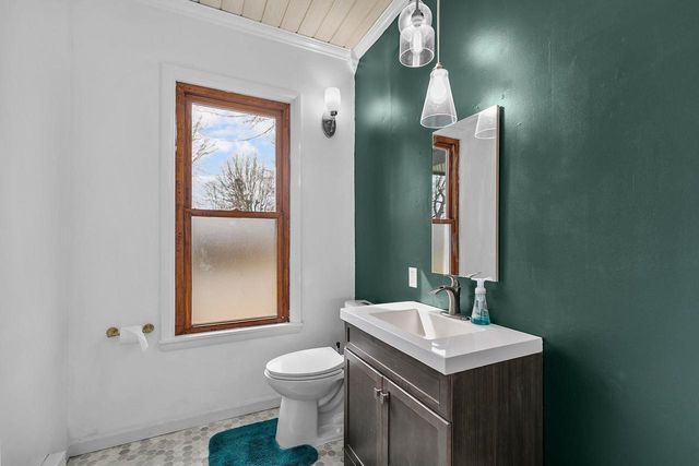 215 N Bridge Street, Markesan, WI 53946