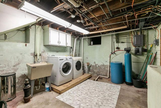 215 N Bridge Street, Markesan, WI 53946