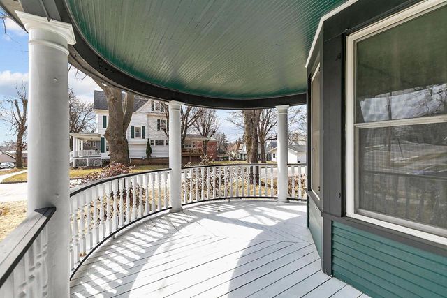 215 N Bridge Street, Markesan, WI 53946