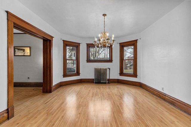 215 N Bridge Street, Markesan, WI 53946