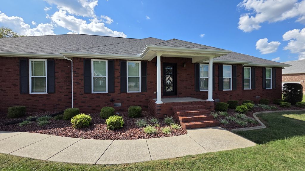 2303 Alydar Run, Murfreesboro, TN 37127