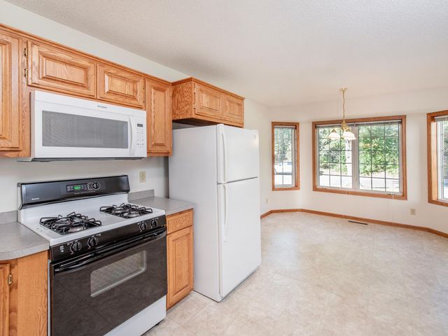 1630 Mackubin Street, Saint Paul, MN 55117