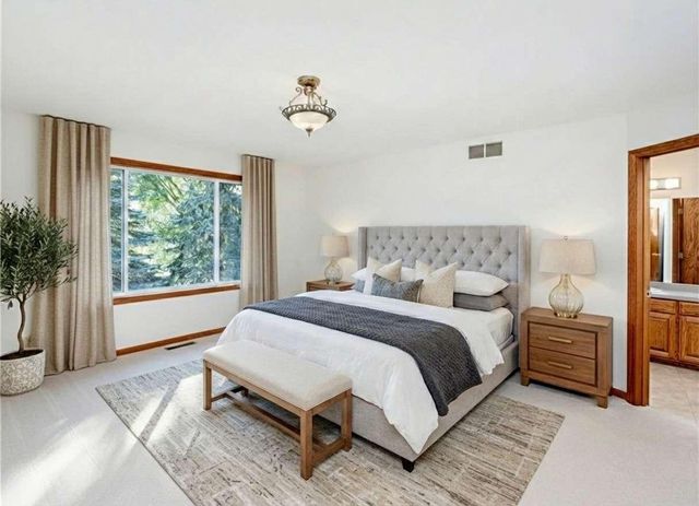 1630 Mackubin Street, Saint Paul, MN 55117