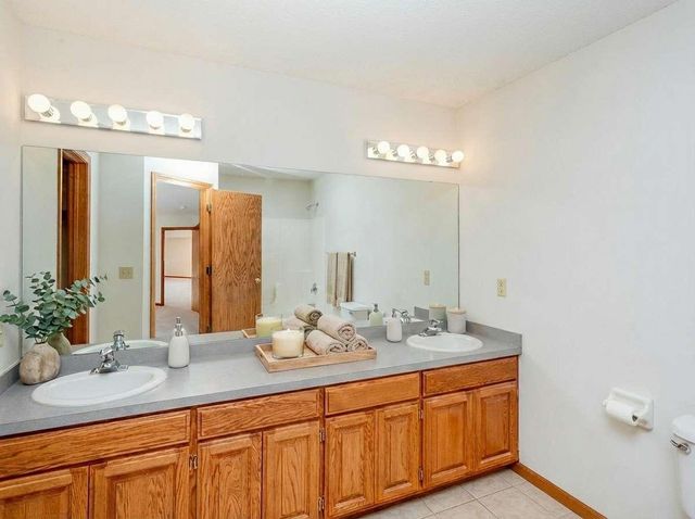 1630 Mackubin Street, Saint Paul, MN 55117