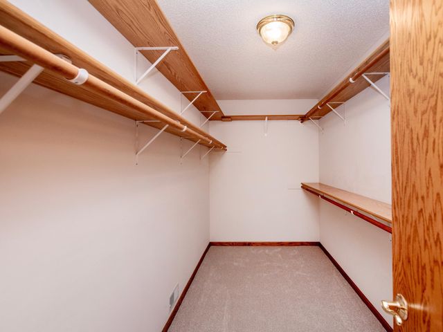 1630 Mackubin Street, Saint Paul, MN 55117