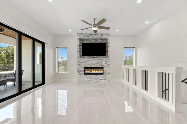 3835 SHORE ACRES BOULEVARD NE, St Petersburg, FL 33703