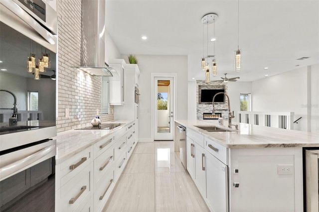 3835 SHORE ACRES BOULEVARD NE, St Petersburg, FL 33703