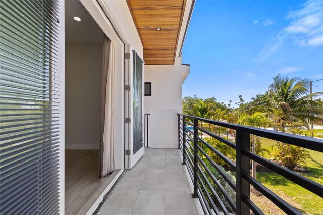 3835 SHORE ACRES BOULEVARD NE, St Petersburg, FL 33703