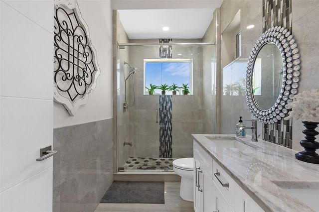 3835 SHORE ACRES BOULEVARD NE, St Petersburg, FL 33703