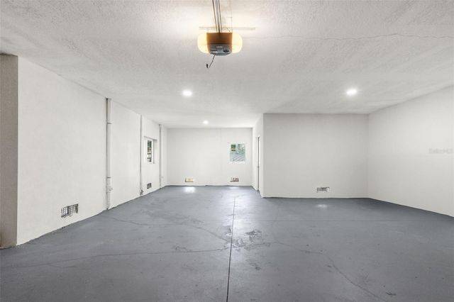 3835 SHORE ACRES BOULEVARD NE, St Petersburg, FL 33703