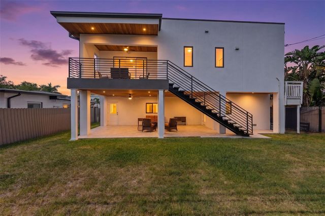 3835 SHORE ACRES BOULEVARD NE, St Petersburg, FL 33703