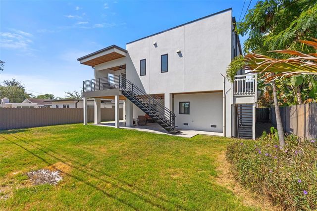 3835 SHORE ACRES BOULEVARD NE, St Petersburg, FL 33703