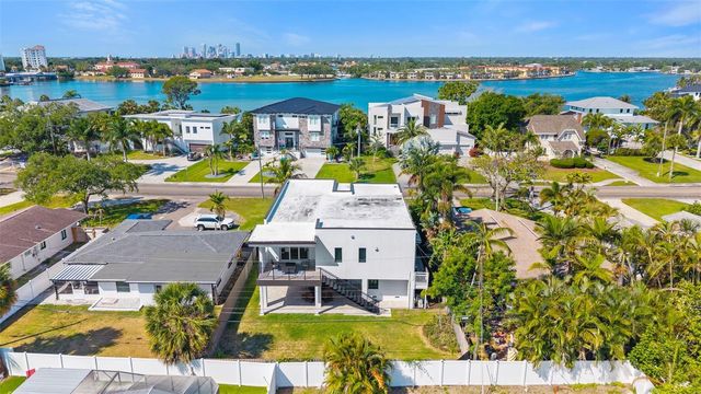 3835 SHORE ACRES BOULEVARD NE, St Petersburg, FL 33703