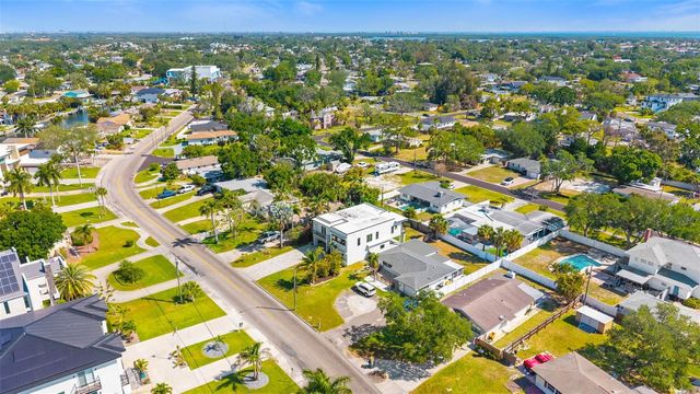 3835 SHORE ACRES BOULEVARD NE, St Petersburg, FL 33703