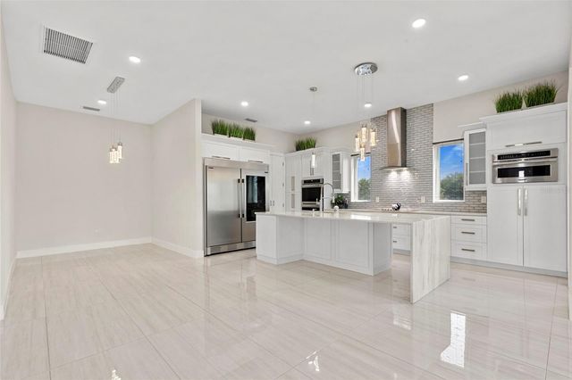 3835 SHORE ACRES BOULEVARD NE, St Petersburg, FL 33703