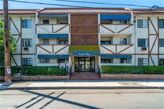 18530 Hatteras Street 209, Tarzana, CA 91356