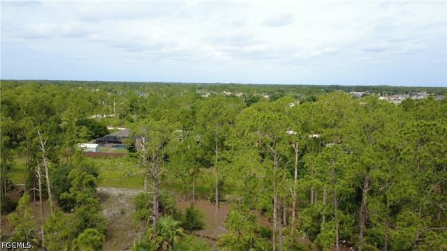 346 Sapphire ST, Lehigh Acres, FL 33972