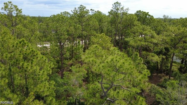 346 Sapphire ST, Lehigh Acres, FL 33972