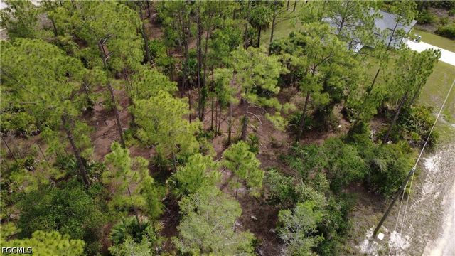 346 Sapphire ST, Lehigh Acres, FL 33972