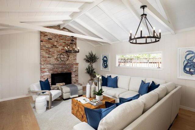 617 Giralda Drive, Los Altos, CA 94024