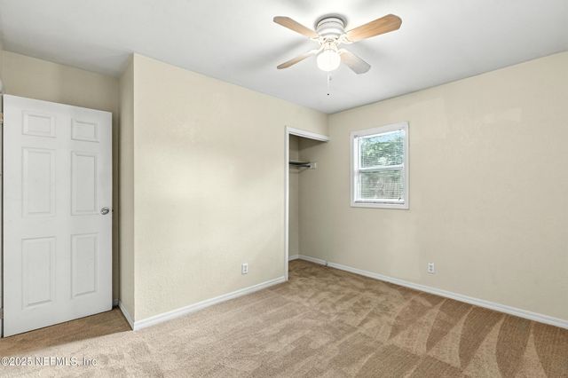 5546 GREEN FOREST Drive, Jacksonville, FL 32244